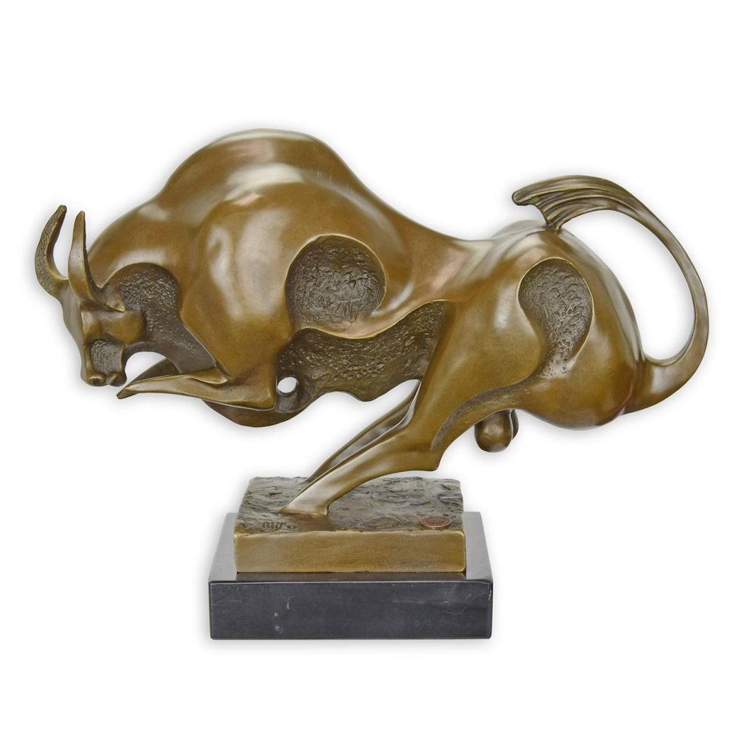 Luxury bronze statue of the Bull - modern art