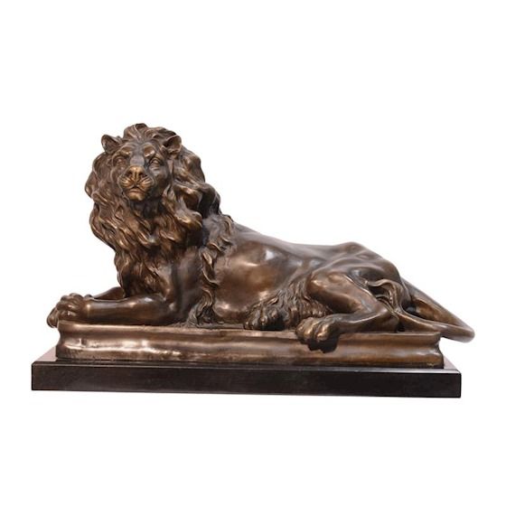 Large luxury bronze lion statue